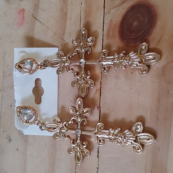 Vintage rose gold cross earings - Picture 2 of 4